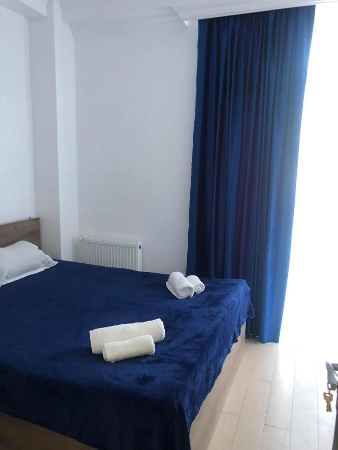 Blue Apartment Gonio Luaran gambar