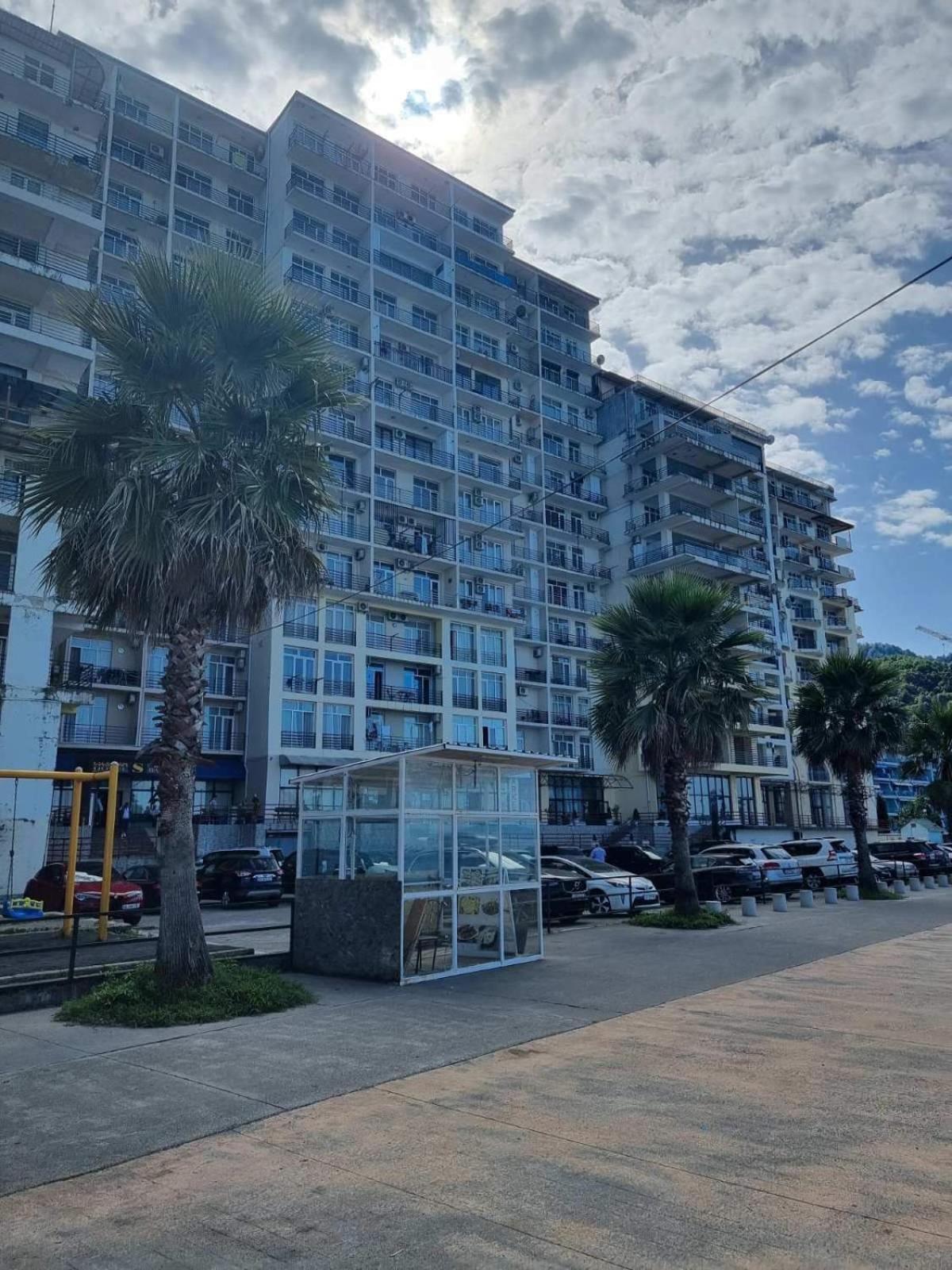 Blue Apartment Gonio Luaran gambar